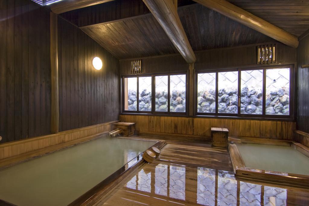 Ekinariya Ryokan Kusatsu  Exterior photo
